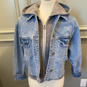 Abercrombie & Fitch cropped denim jacket